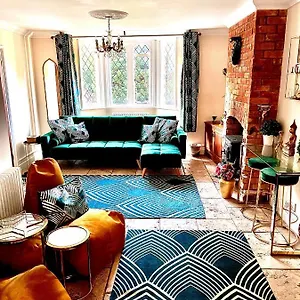  Holiday home Karen's United Kingdom